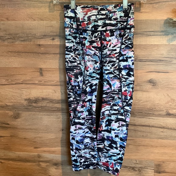 NWOT Lululemon leggings - Picture 5 of 8